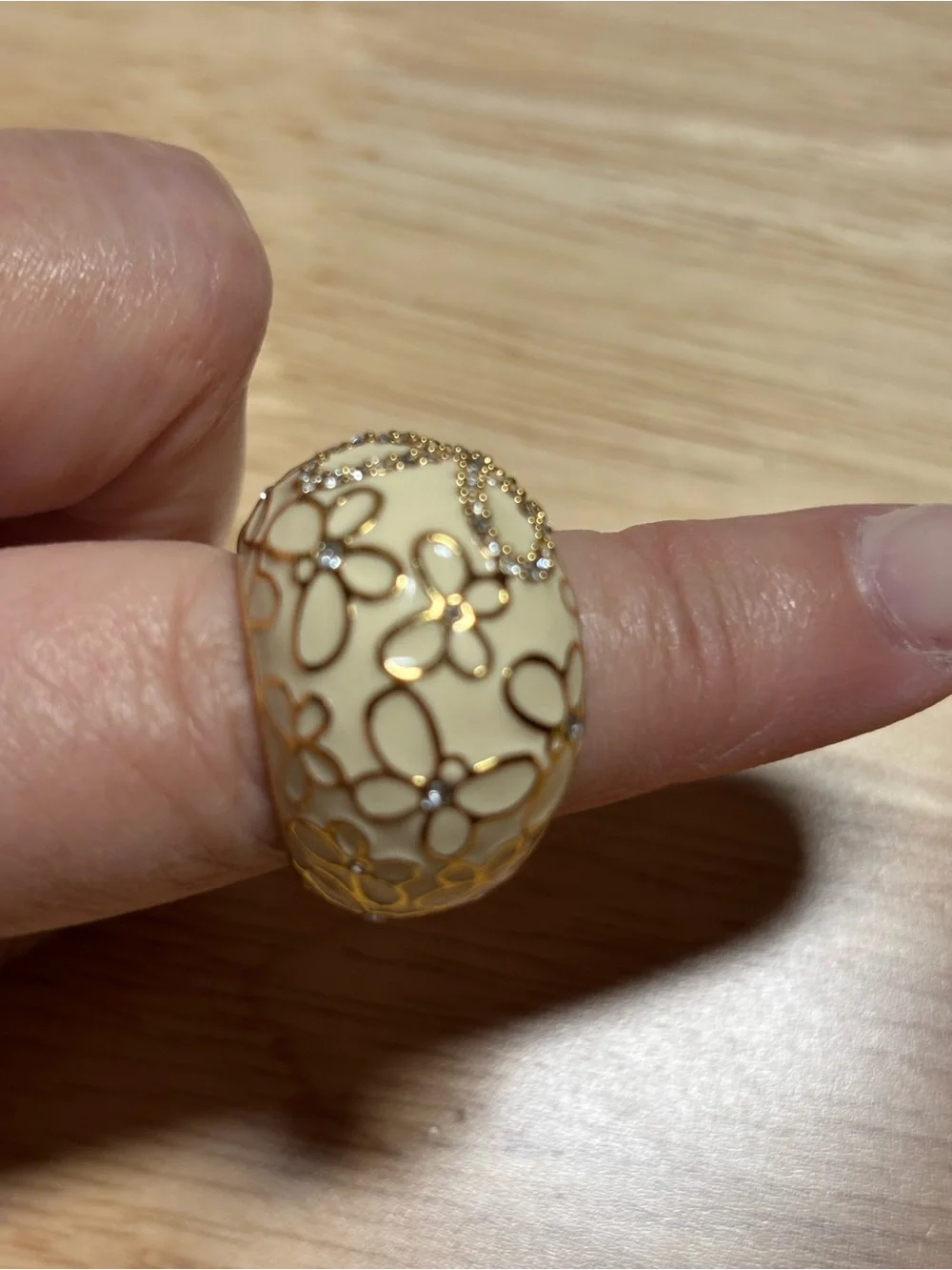 Coach Butterfly And Crystal Dome Ring Cream And Goldtone Size 5